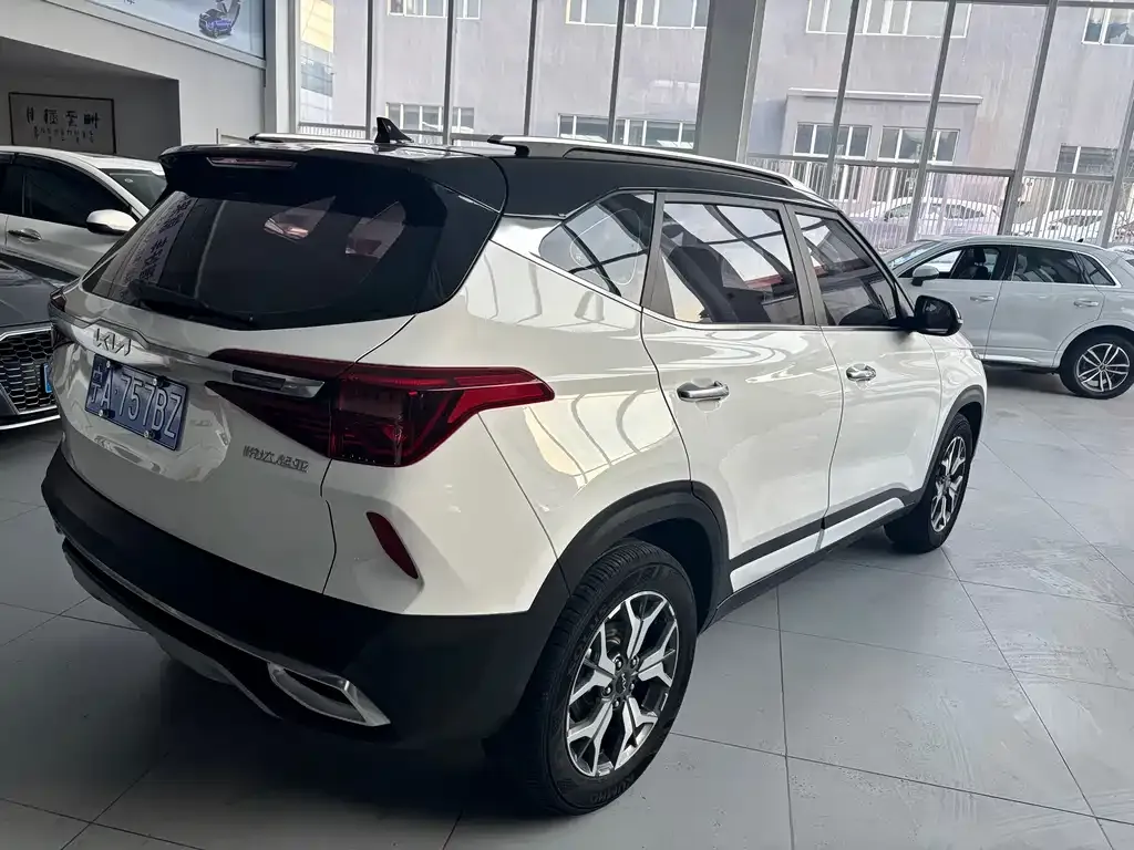 Kia KX3 2023 из CN, фото 7