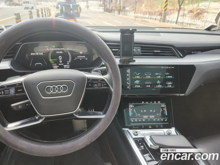 Audi e-tron 2022 из KR, фото 10