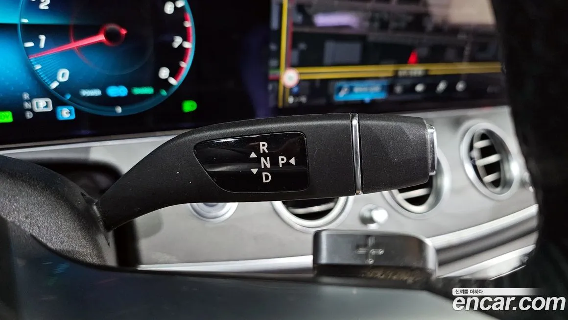 Mercedes-Benz E-Class 2021 из KR, фото 9