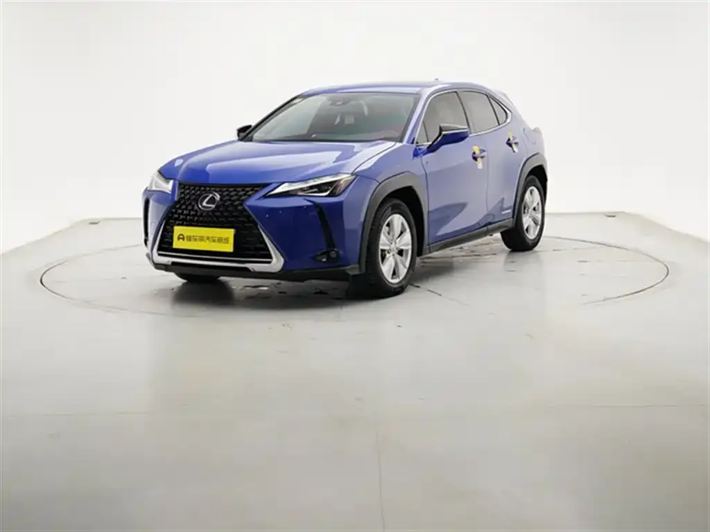 Lexus UX — фото 9