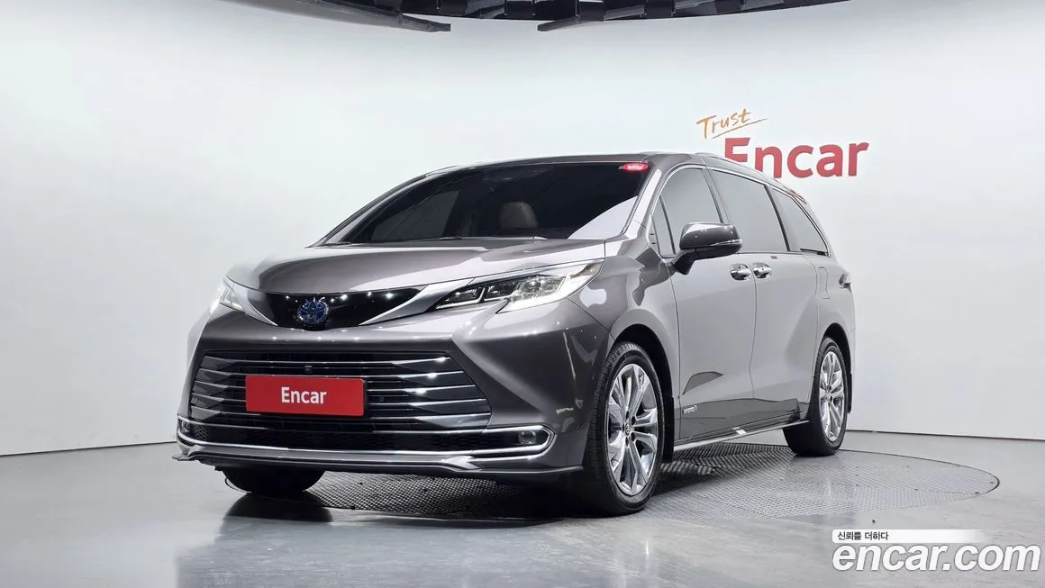 Toyota Sienna 2021 из KR, фото 1