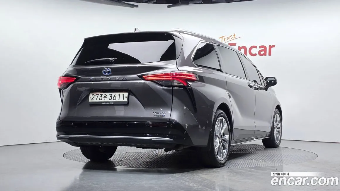 Toyota Sienna 2021 из KR, фото 2