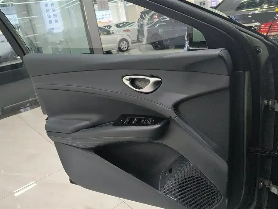 BYD Seal 06GT 2025 из CN, фото 8