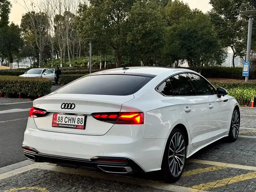 Audi A5 (Import) — фото 9