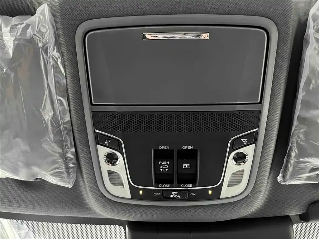Honda UR-V 2023 из CN, фото 6