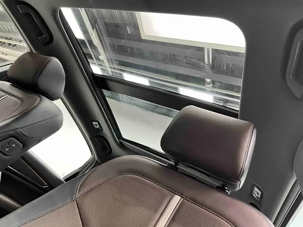 Honda UR-V 2023 из CN, фото 8