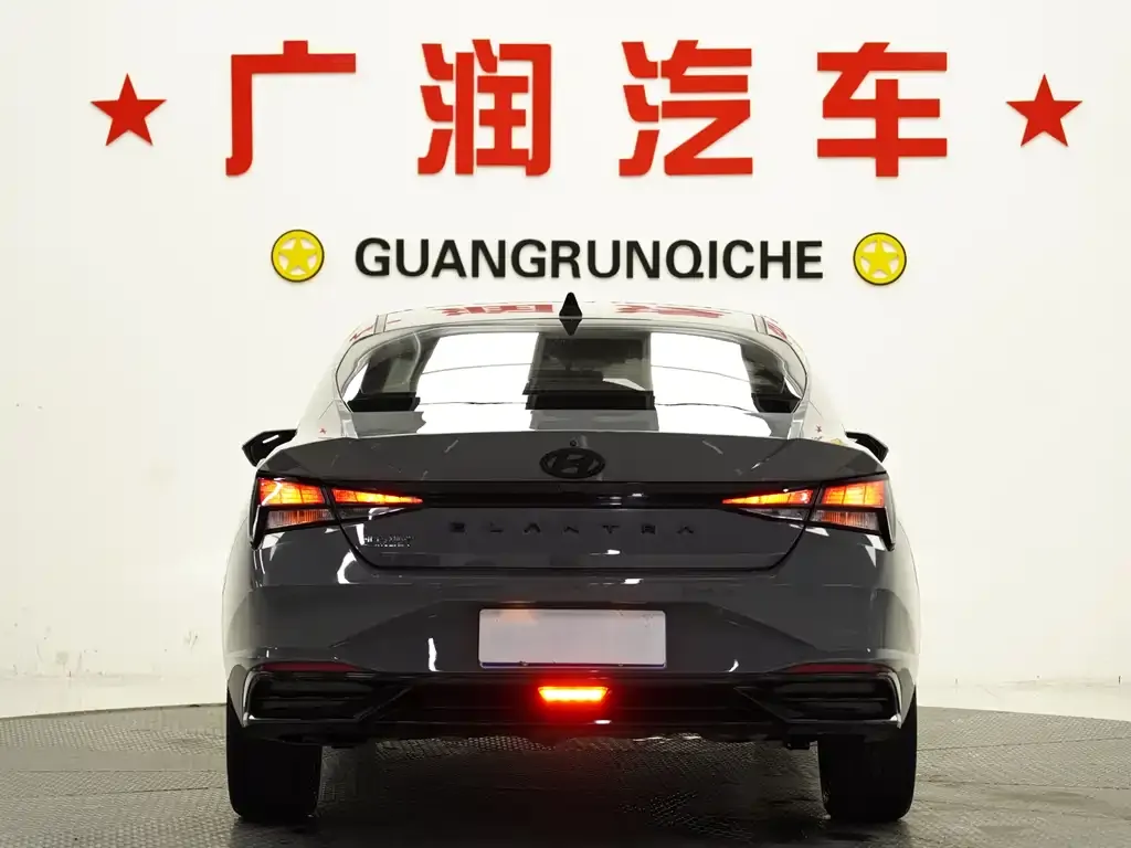 Hyundai Elantra 2023 из CN, фото 7