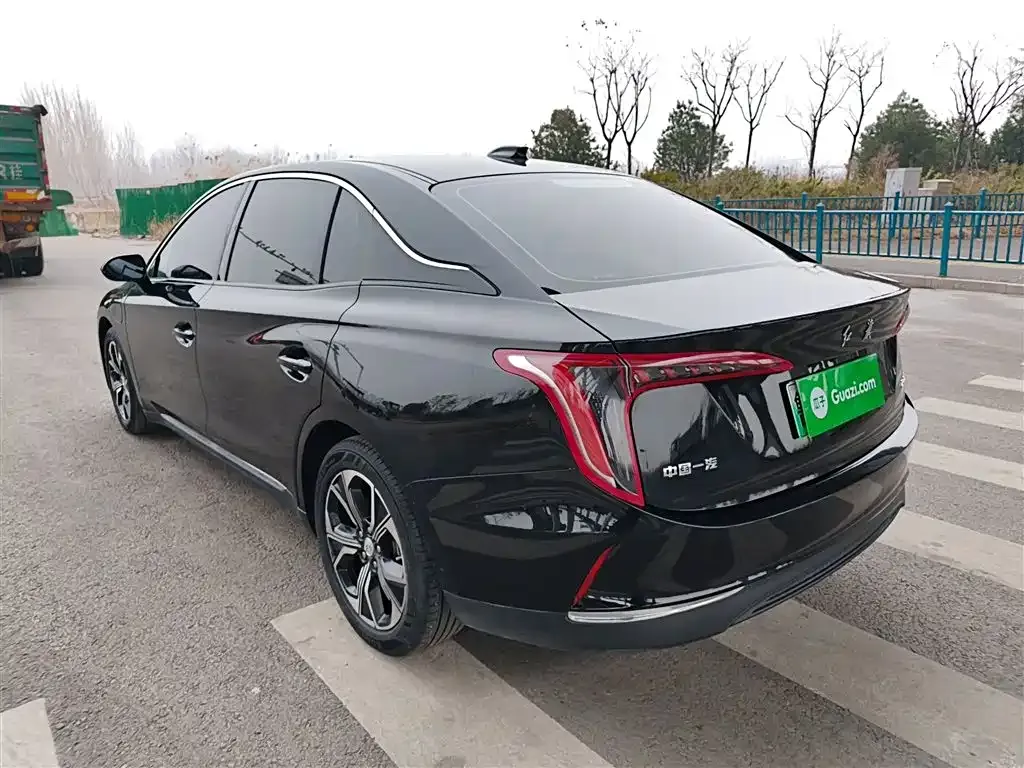 Hongqi E-QM5 2023 из CN, фото 3