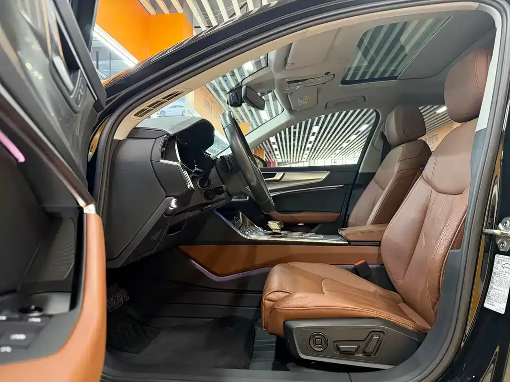 Audi A6L 2022 из CN, фото 8