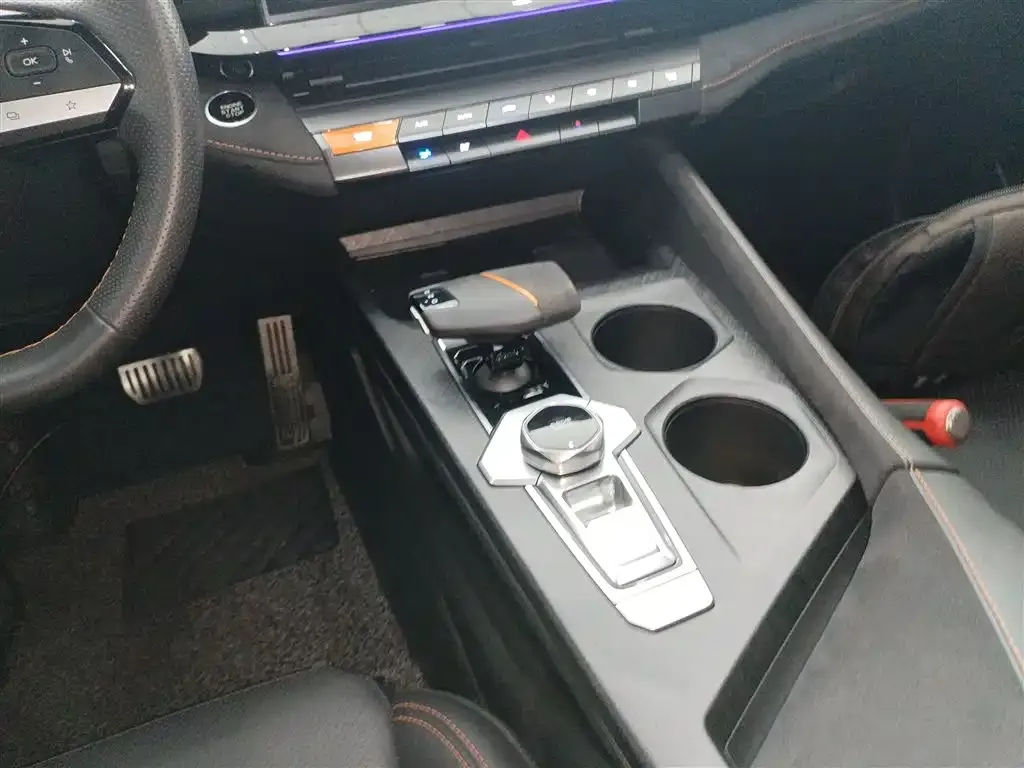 Changan UNI-V 2022 из CN, фото 9
