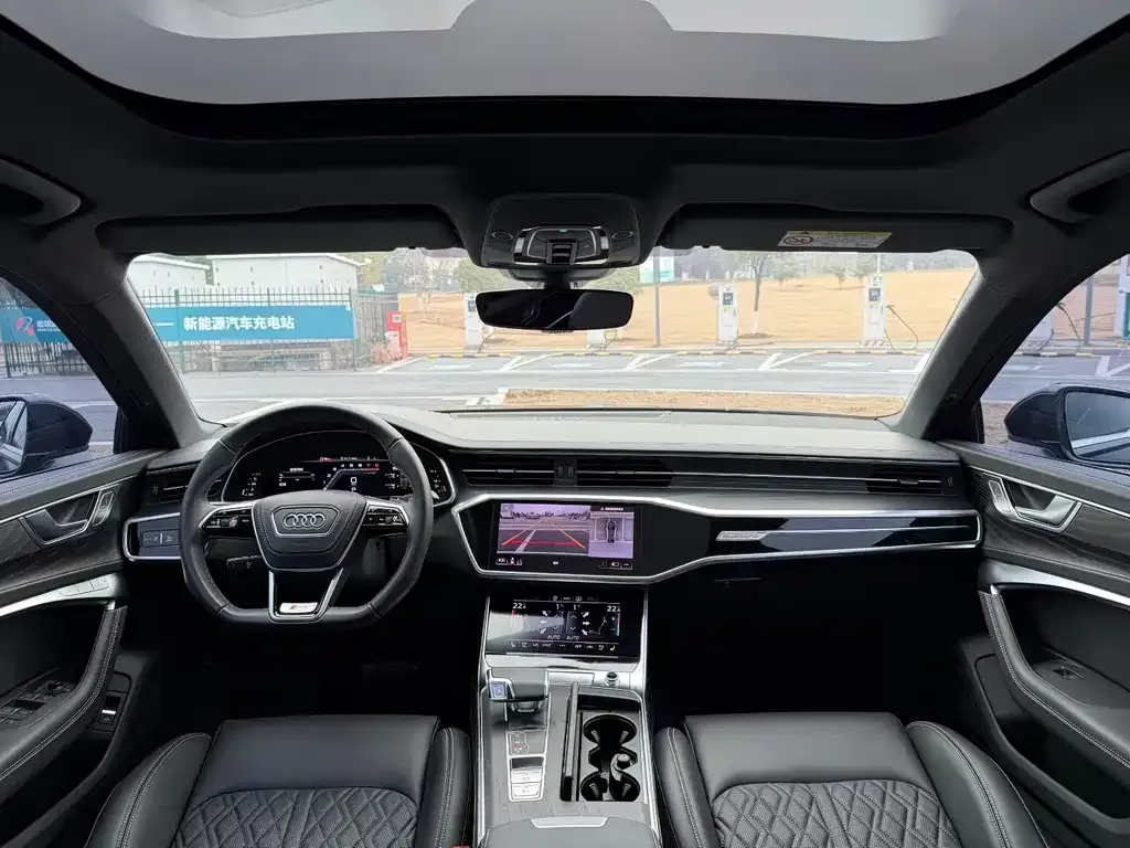 Audi A6L 2024 из CN, фото 4
