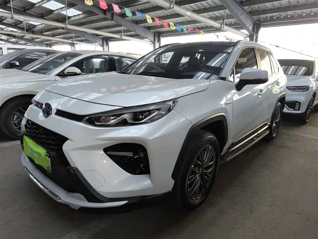 Toyota Wildlander 2024 из CN, фото 1
