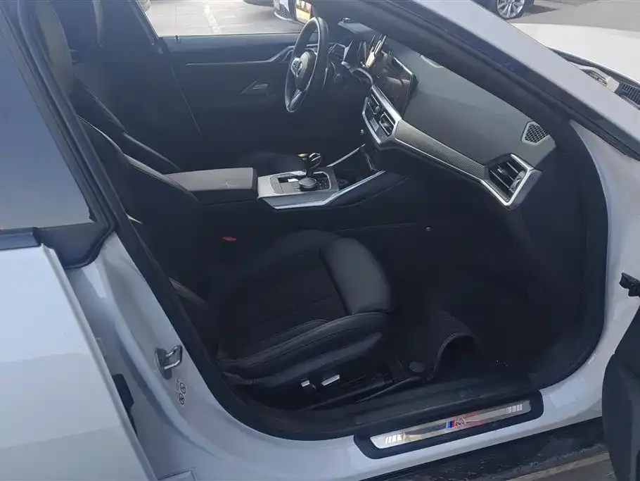 BMW 4 Series 2022 из CN, фото 9