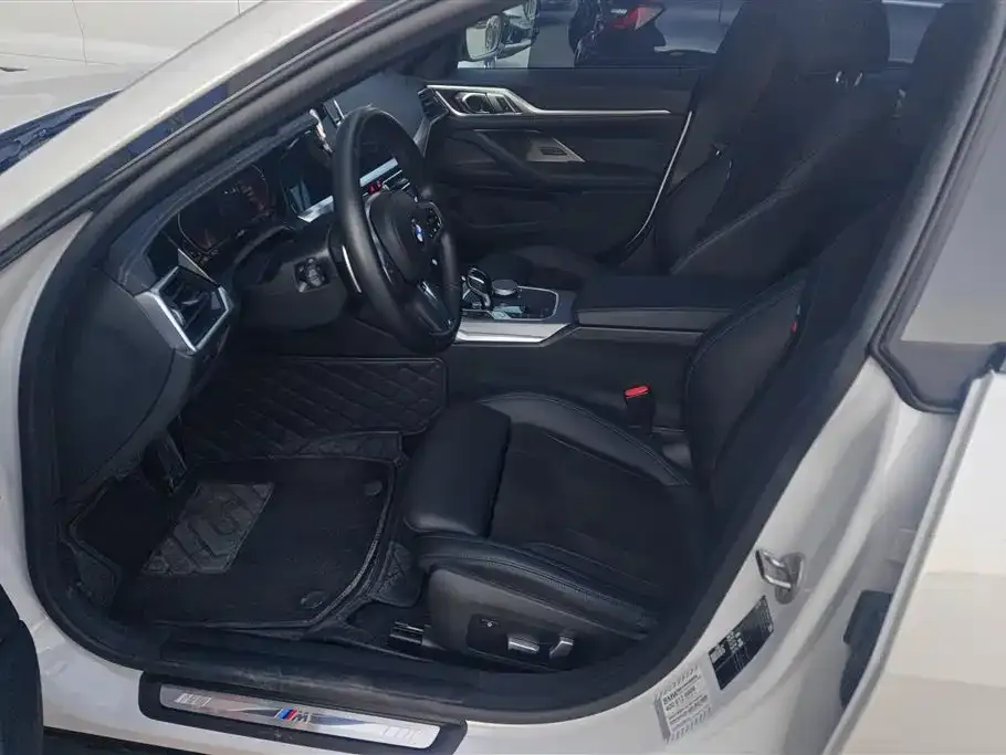 BMW 4 Series 2022 из CN, фото 3