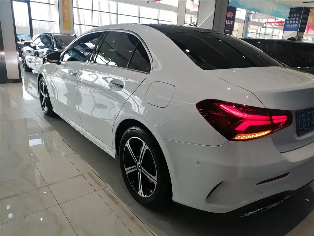 Mercedes-Benz A-Class 2023 из CN, фото 4