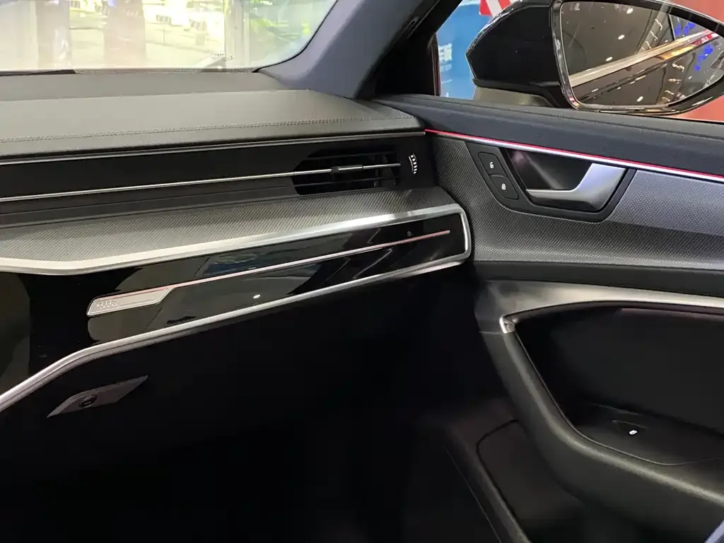 Audi A6L 2021 из CN, фото 2