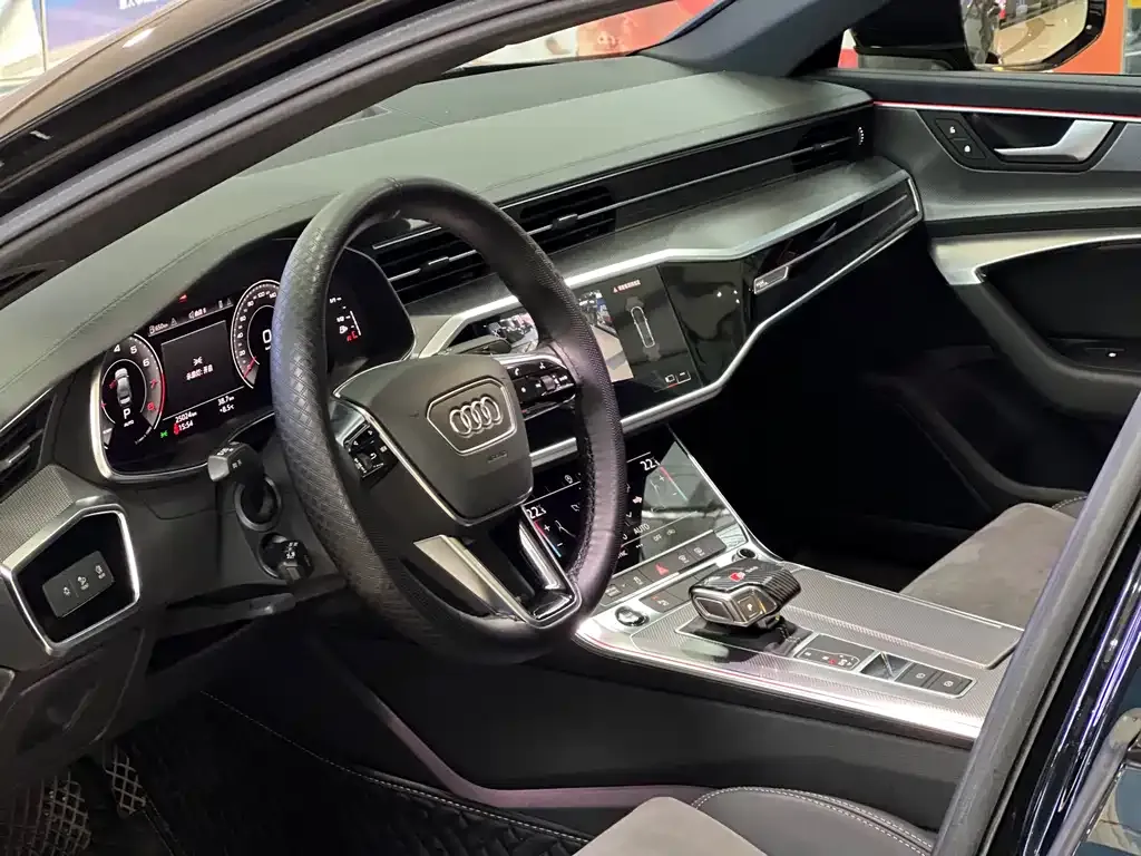 Audi A6L 2021 из CN, фото 3
