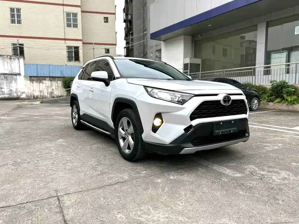 Toyota RAV4 2021 из CN, фото 8