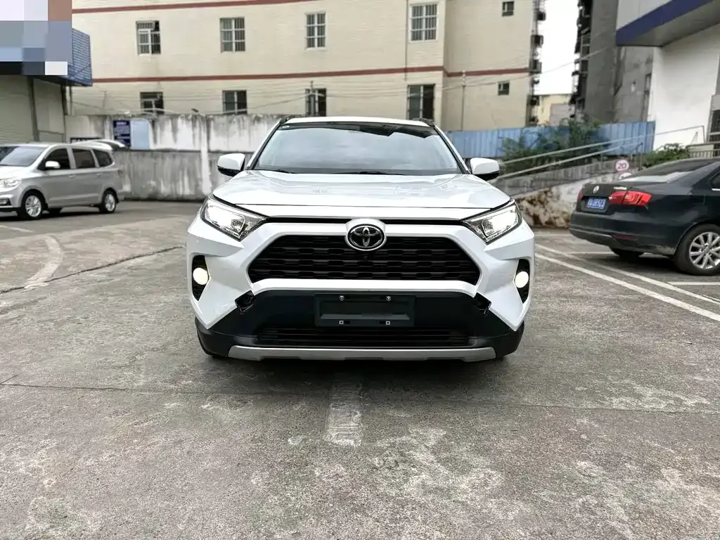 Toyota RAV4 2021 из CN, фото 4
