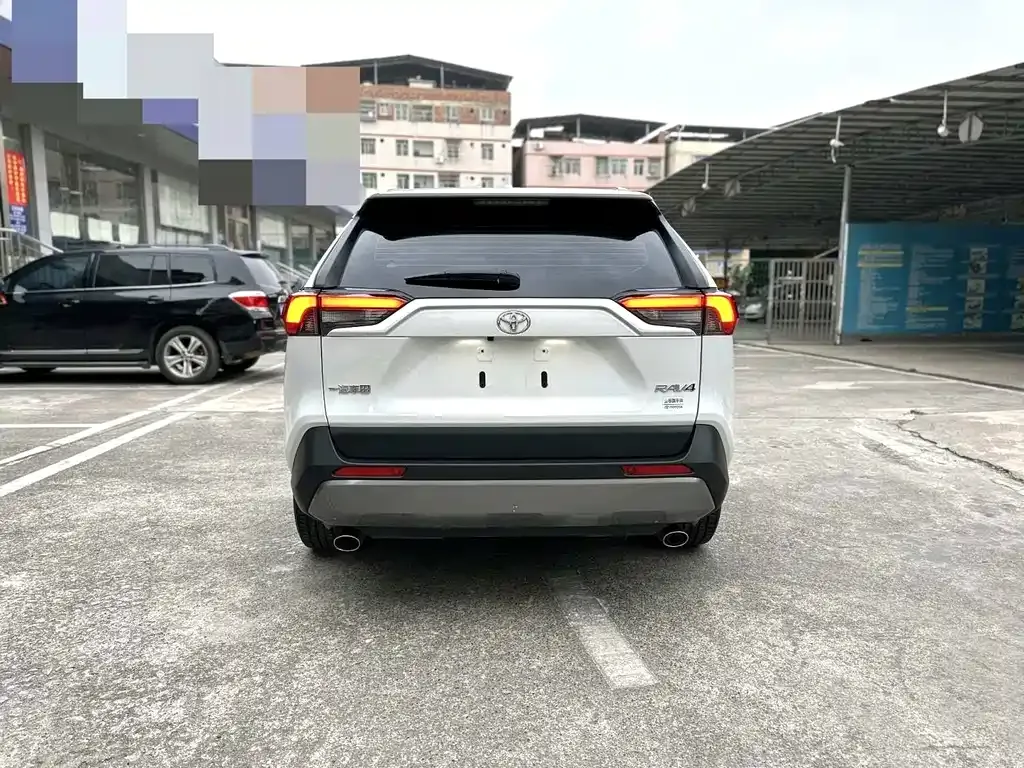 Toyota RAV4 2021 из CN, фото 10