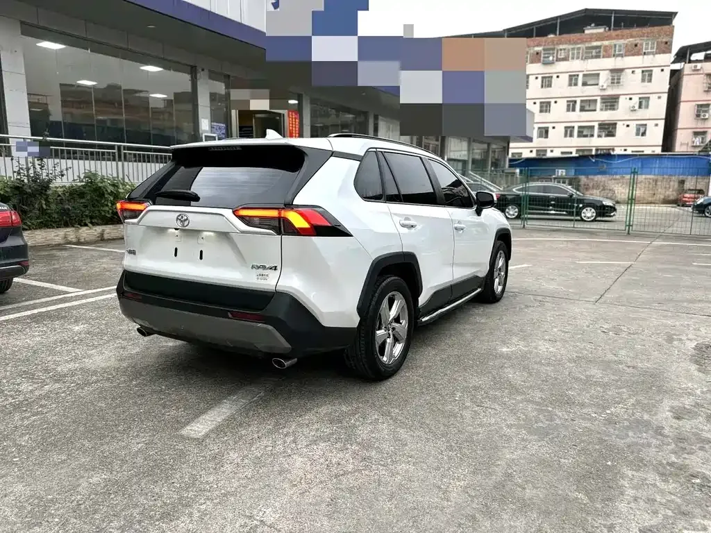 Toyota RAV4 2021 из CN, фото 7