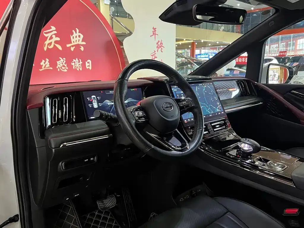 GAC Motor Trumpchi M8 — фото 3