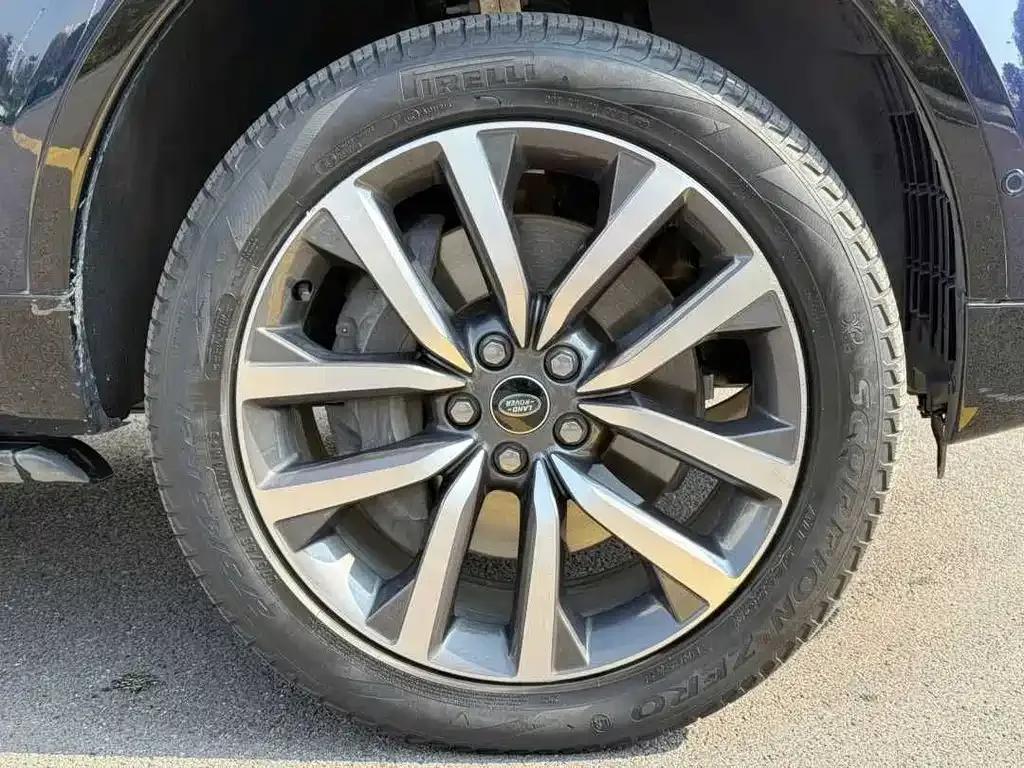 Land Rover Discovery 2023 из CN, фото 10