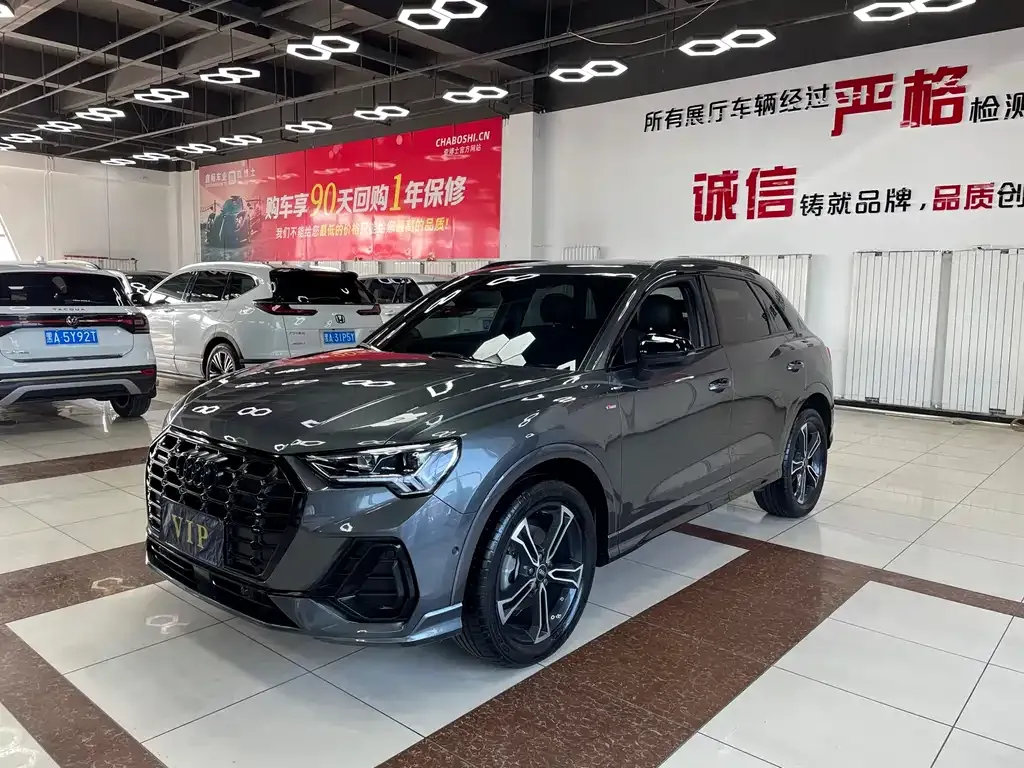Audi Q3 2023 из CN, фото 10