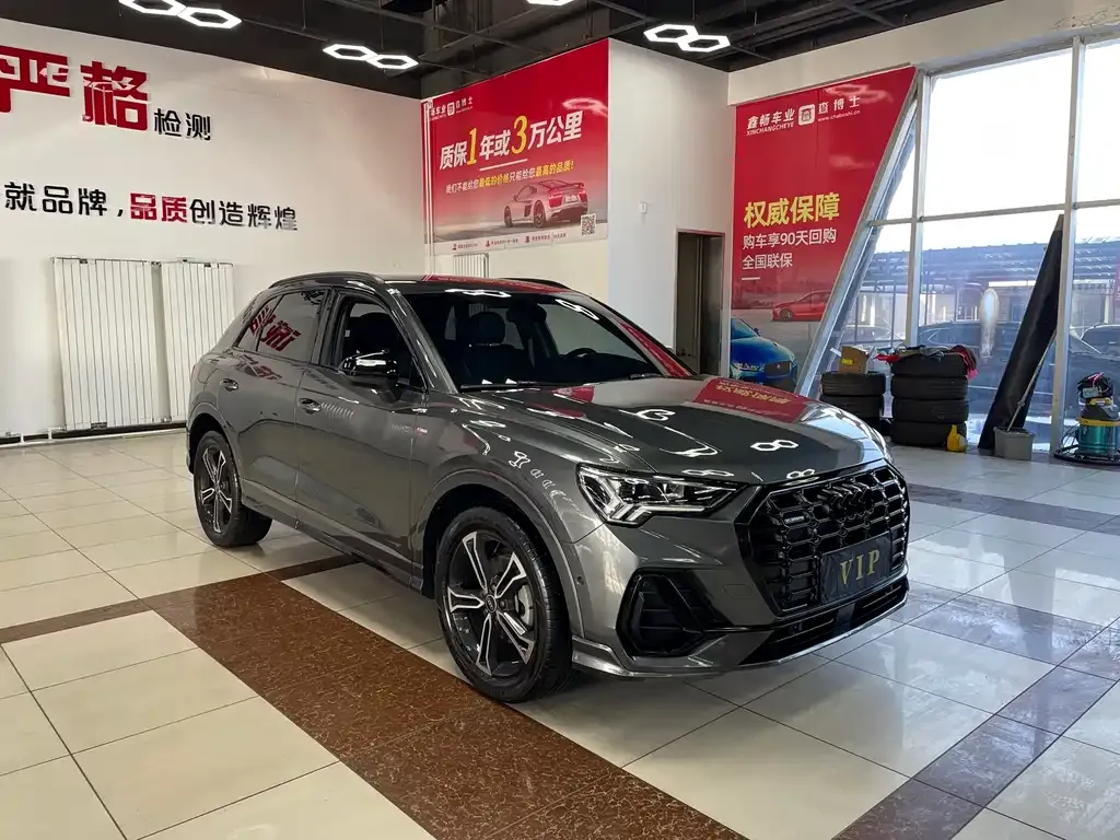 Audi Q3 2023 из CN, фото 4