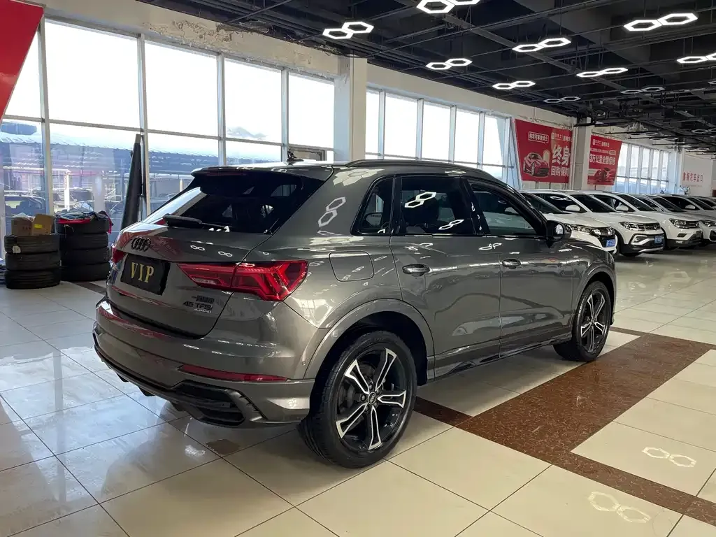 Audi Q3 2023 из CN, фото 5
