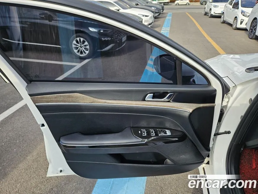 Kia K5 2023 из KR, фото 4