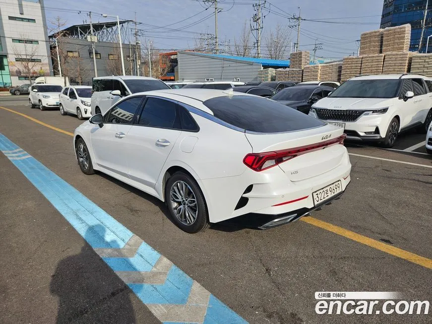Kia K5 2023 из KR, фото 3