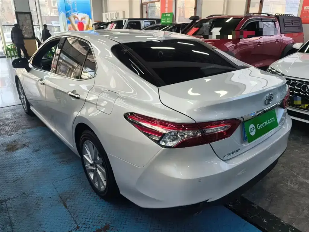 Toyota Camry 2021 из CN, фото 3