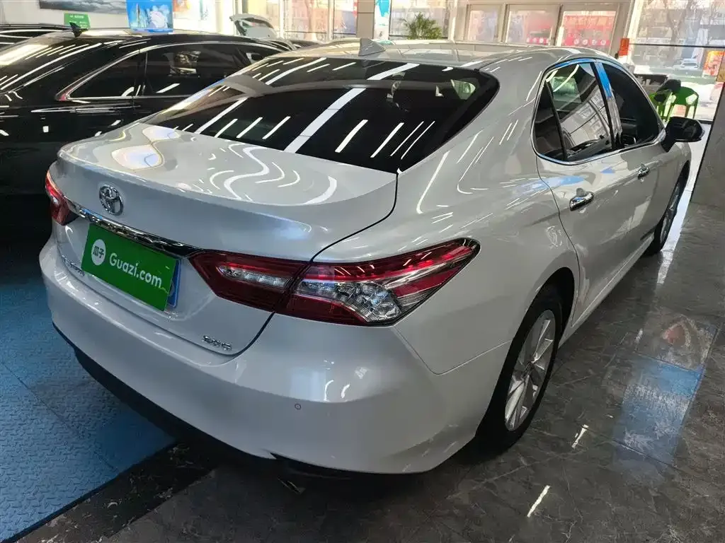 Toyota Camry 2021 из CN, фото 9