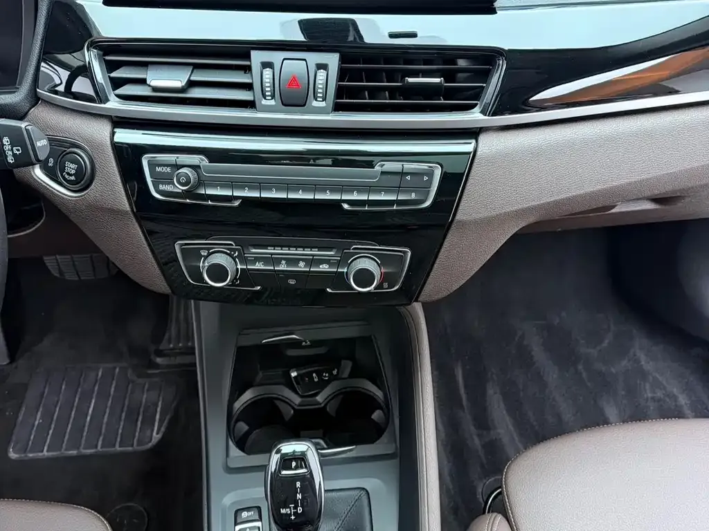 BMW X1 2023 из CN, фото 7