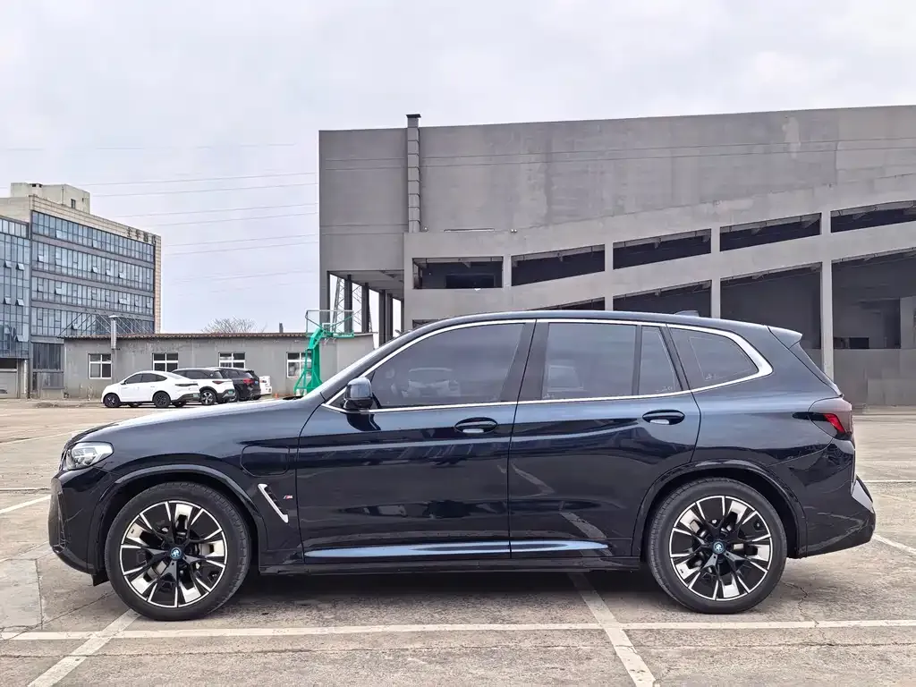 BMW iX3 2022 из CN, фото 2
