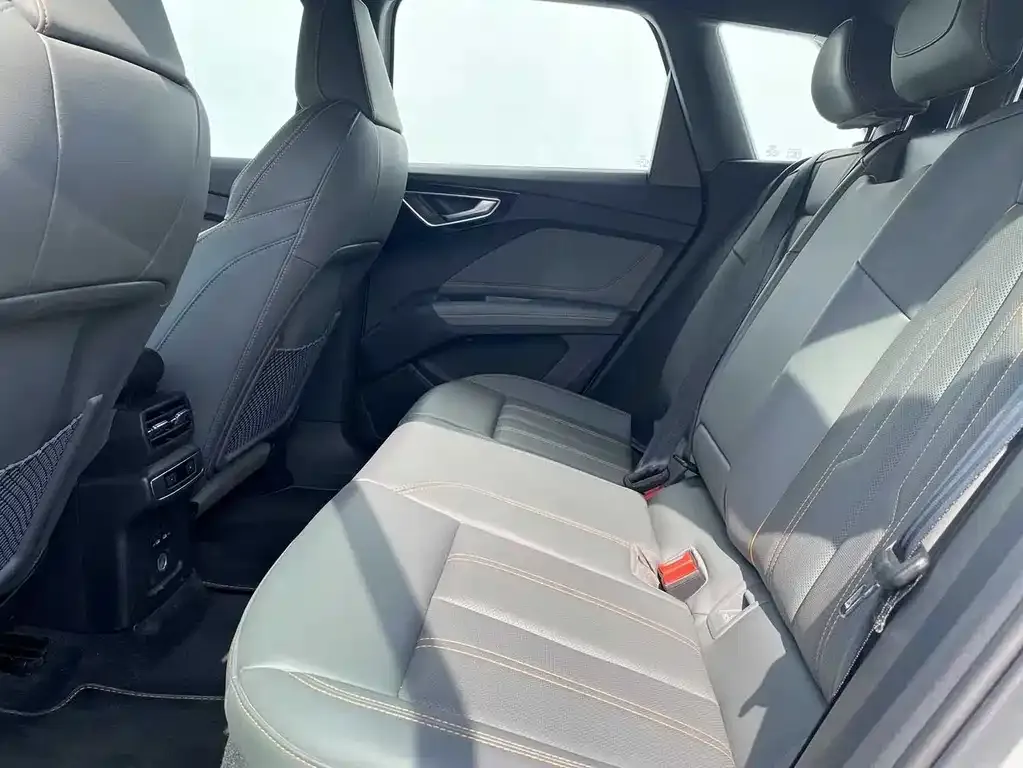 Audi Q4 e-tron 2024 из CN, фото 3