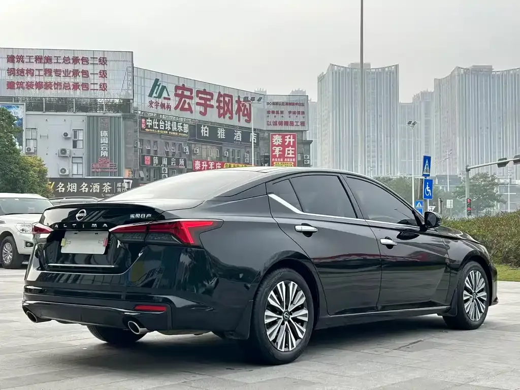 Nissan Teana 2023 из CN, фото 3