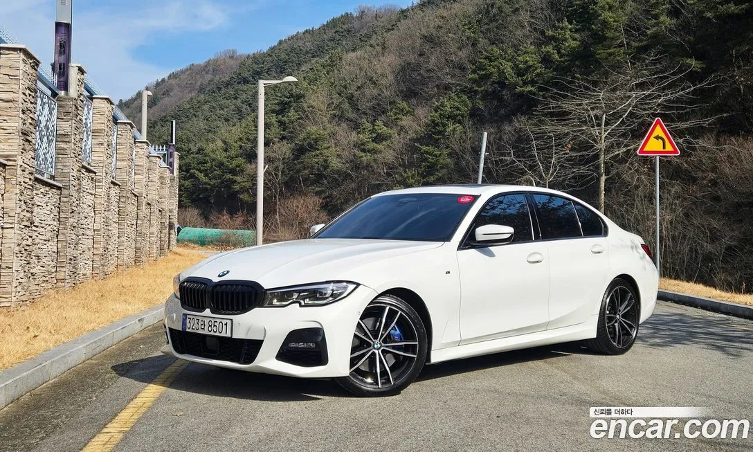 BMW 3-Series 2022 из KR, фото 10