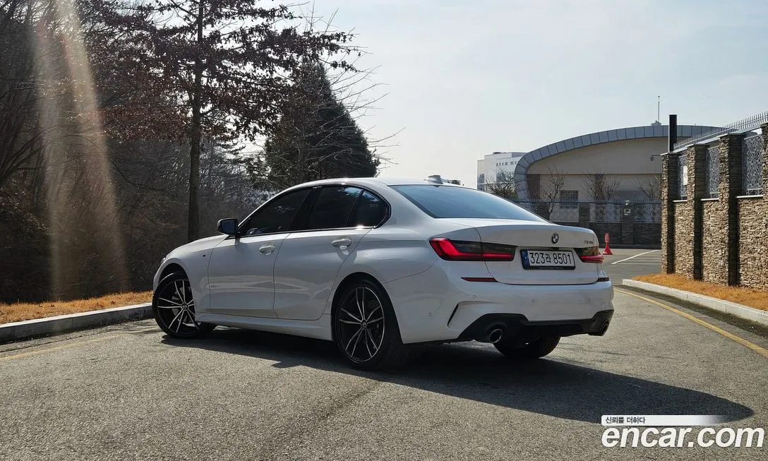 BMW 3-Series 2022 из KR, фото 8