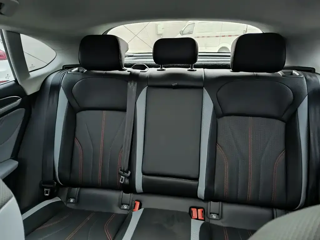 Volkswagen Lamando 2022 из CN, фото 7