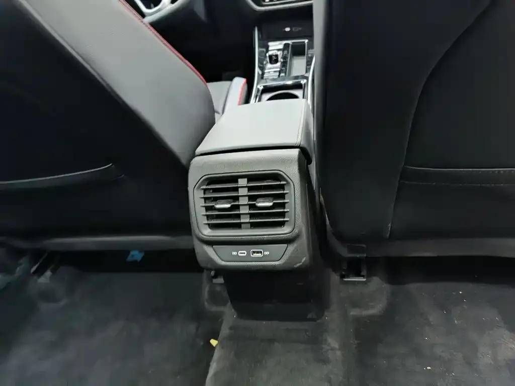 Volkswagen Lamando 2022 из CN, фото 3