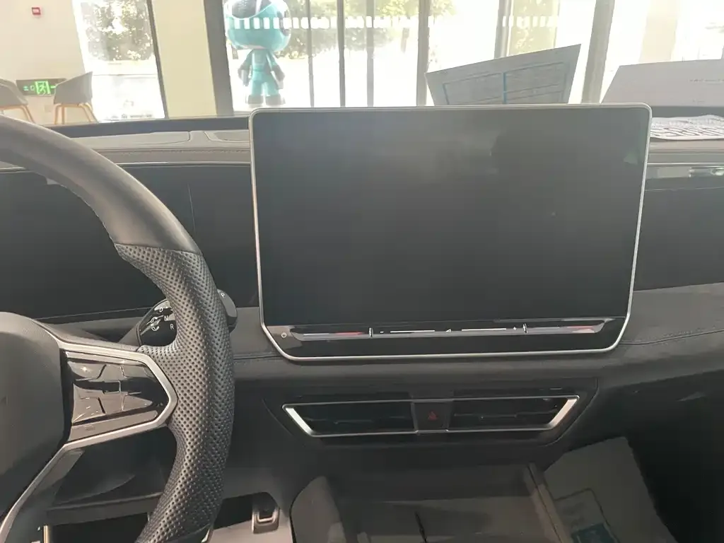 Volkswagen Tiguan L 2024 из CN, фото 4