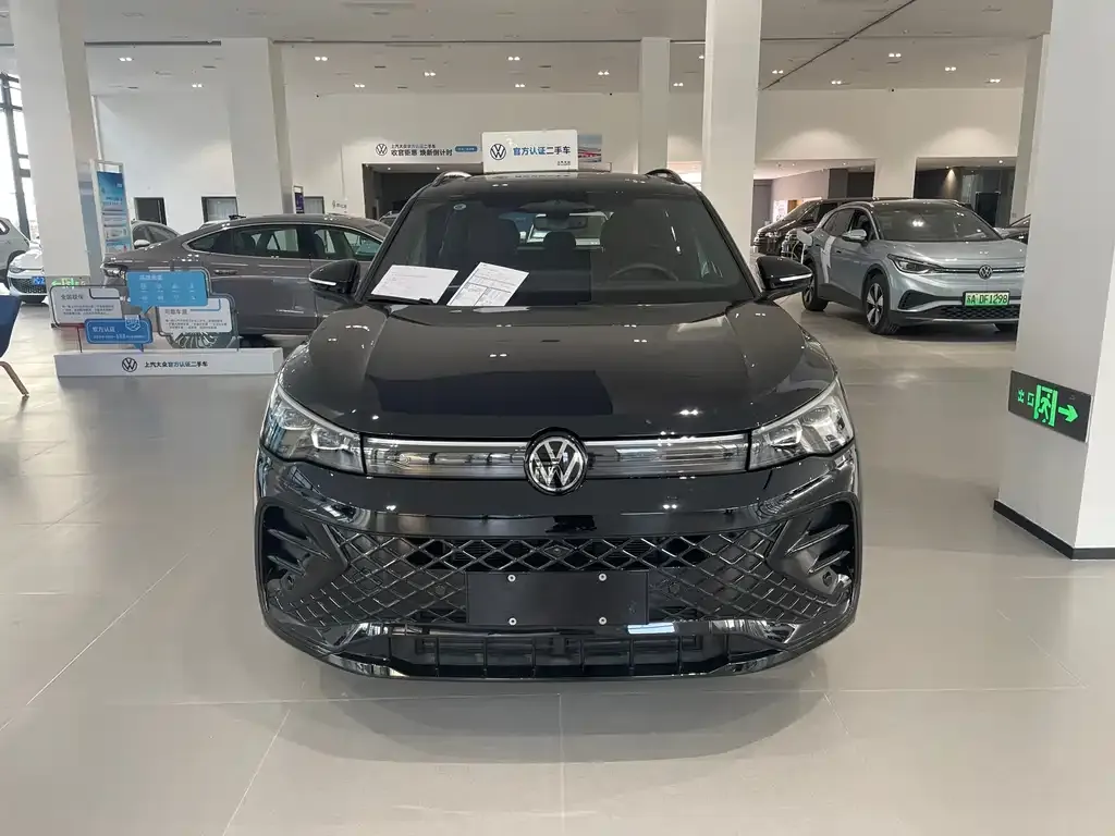 Volkswagen Tiguan L 2024 из CN, фото 2