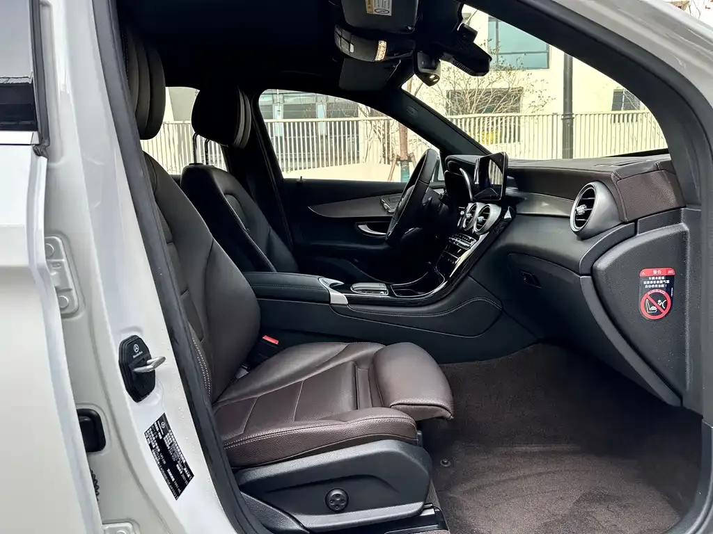 Mercedes-Benz GLC 2021 из CN, фото 8