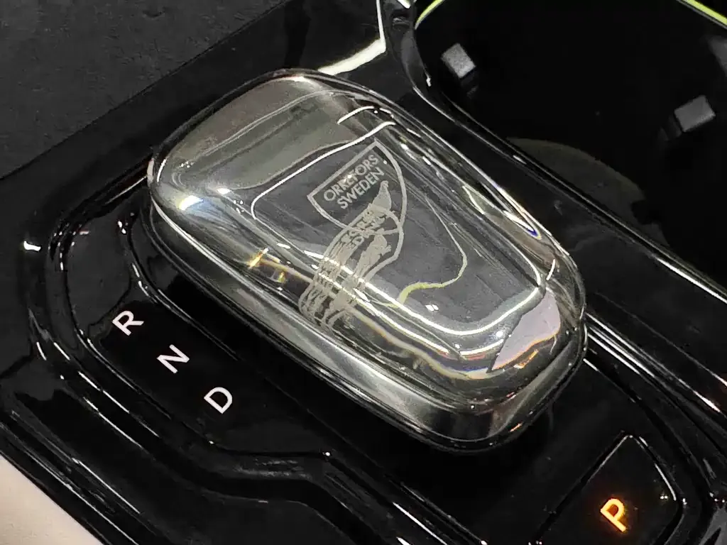 Volvo EM90 2025 из CN, фото 5