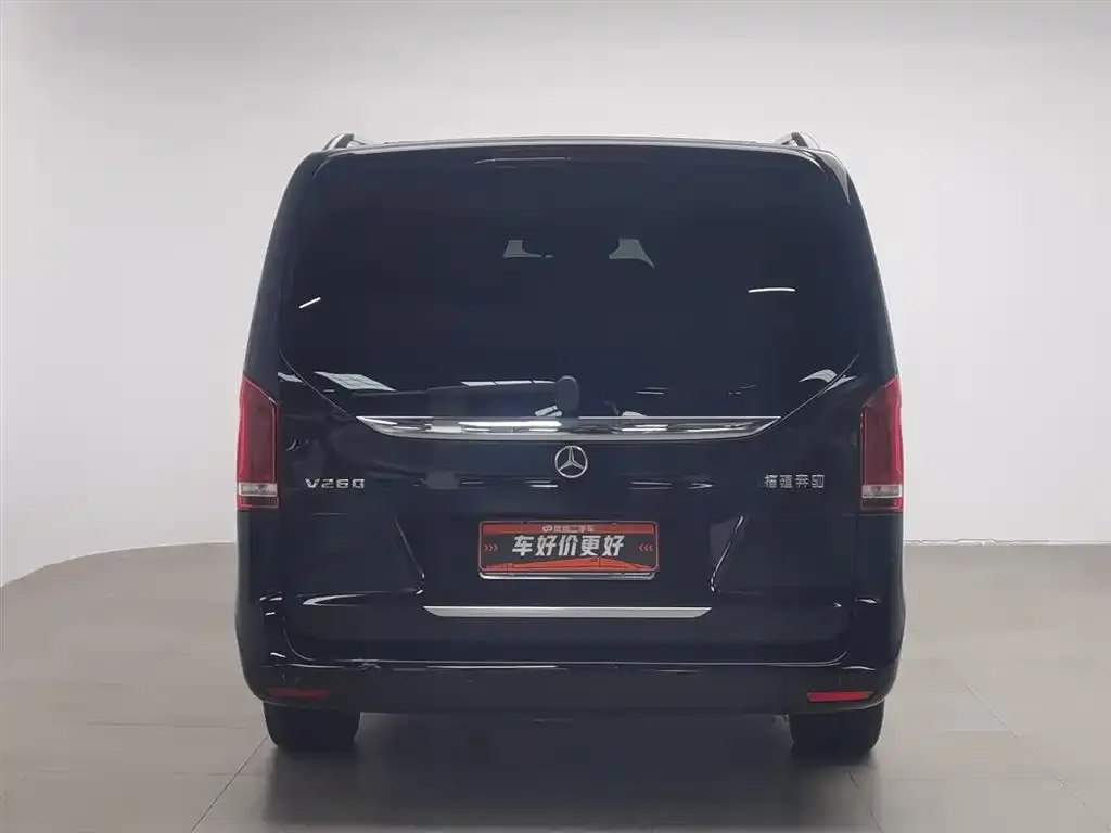 Mercedes-Benz V-Class 2024 из CN, фото 3