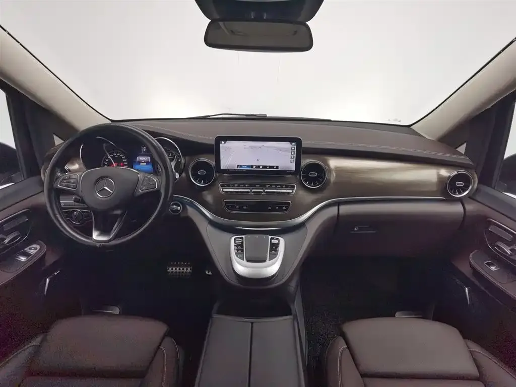 Mercedes-Benz V-Class 2024 из CN, фото 8