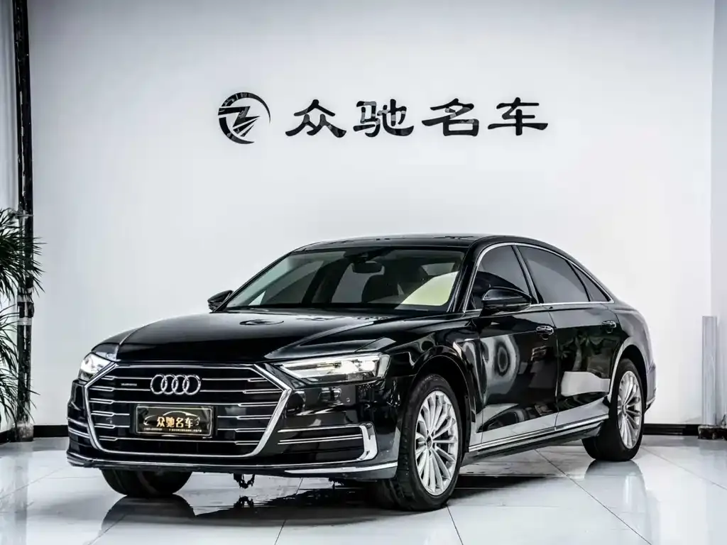 Audi A8 2022 из CN, фото 1