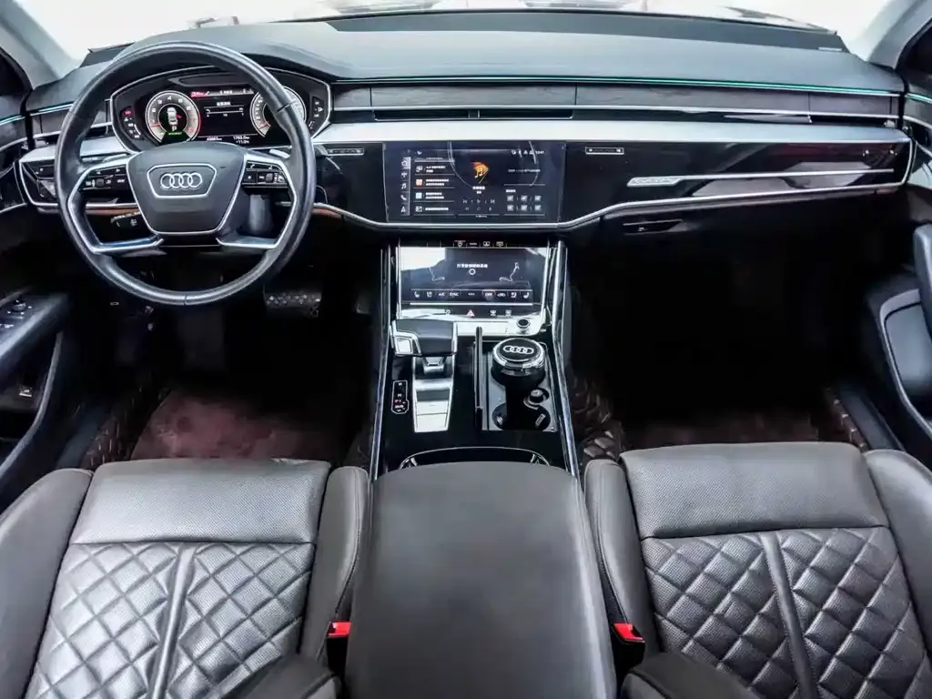 Audi A8 2022 из CN, фото 8